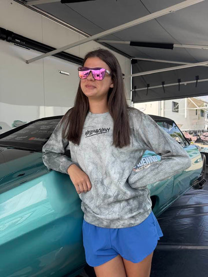 HOT GIRL 'SMOKY BURNOUT' PULLOVER (UNISEX)